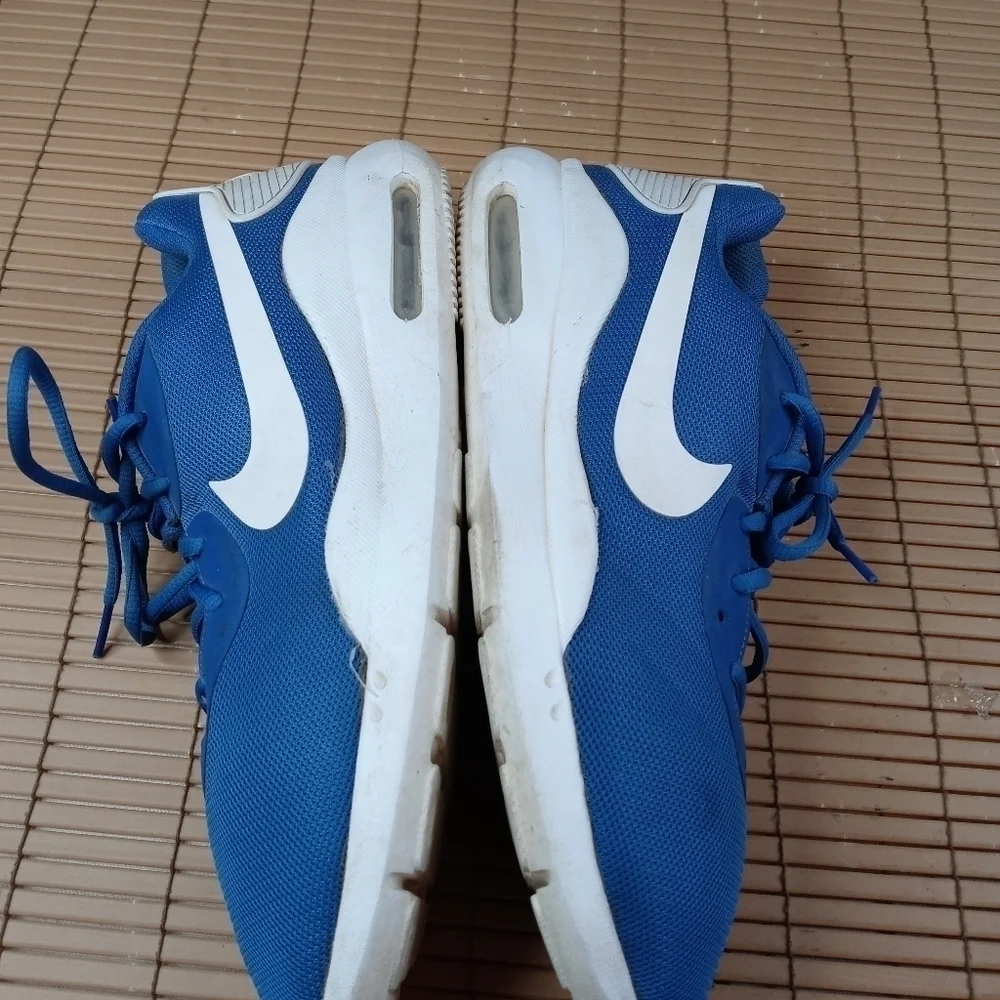 Nike air oketo